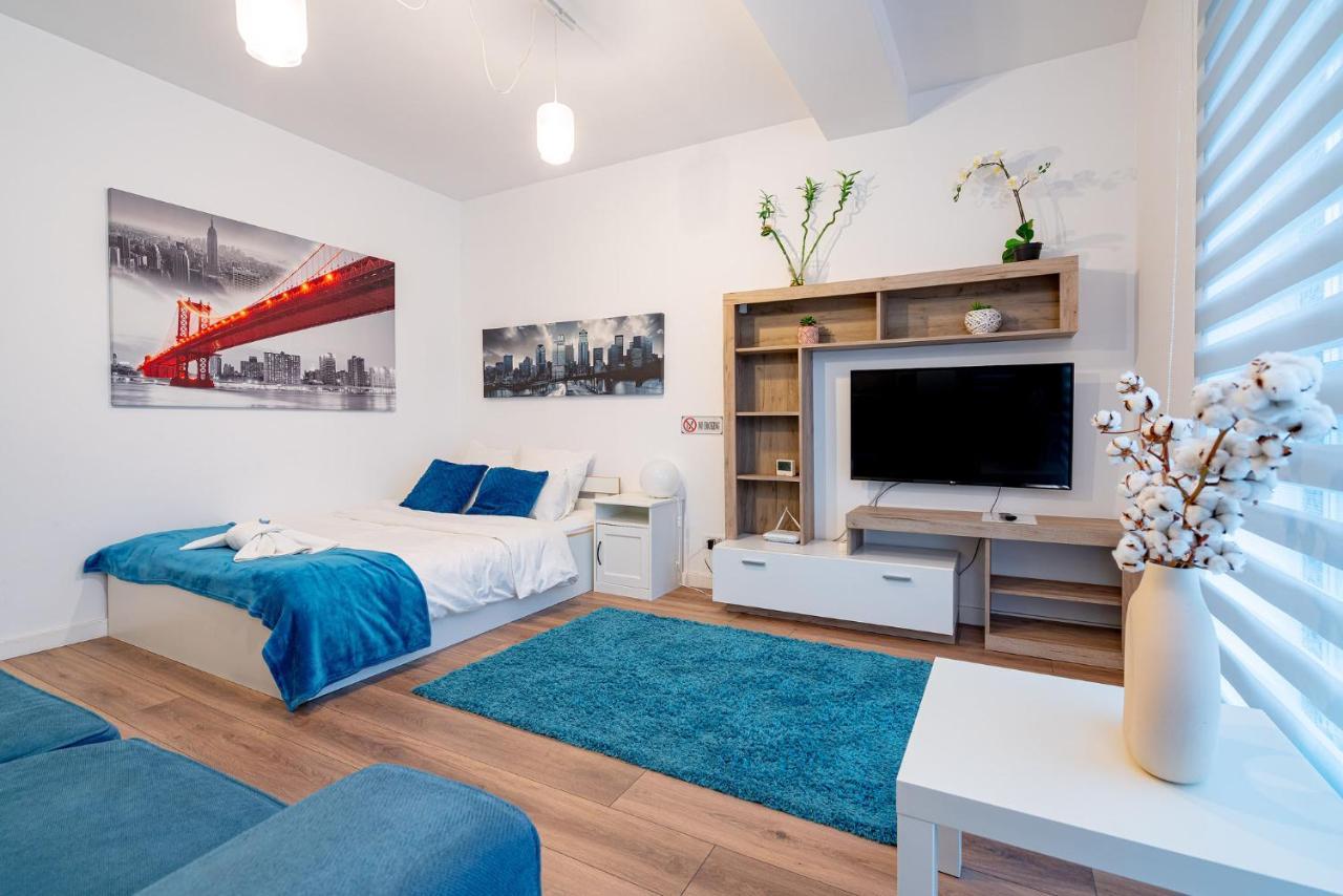 21 Residence Studio Bukares Bagian luar foto