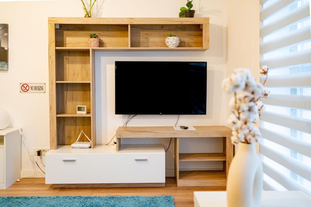 21 Residence Studio Bukares Bagian luar foto