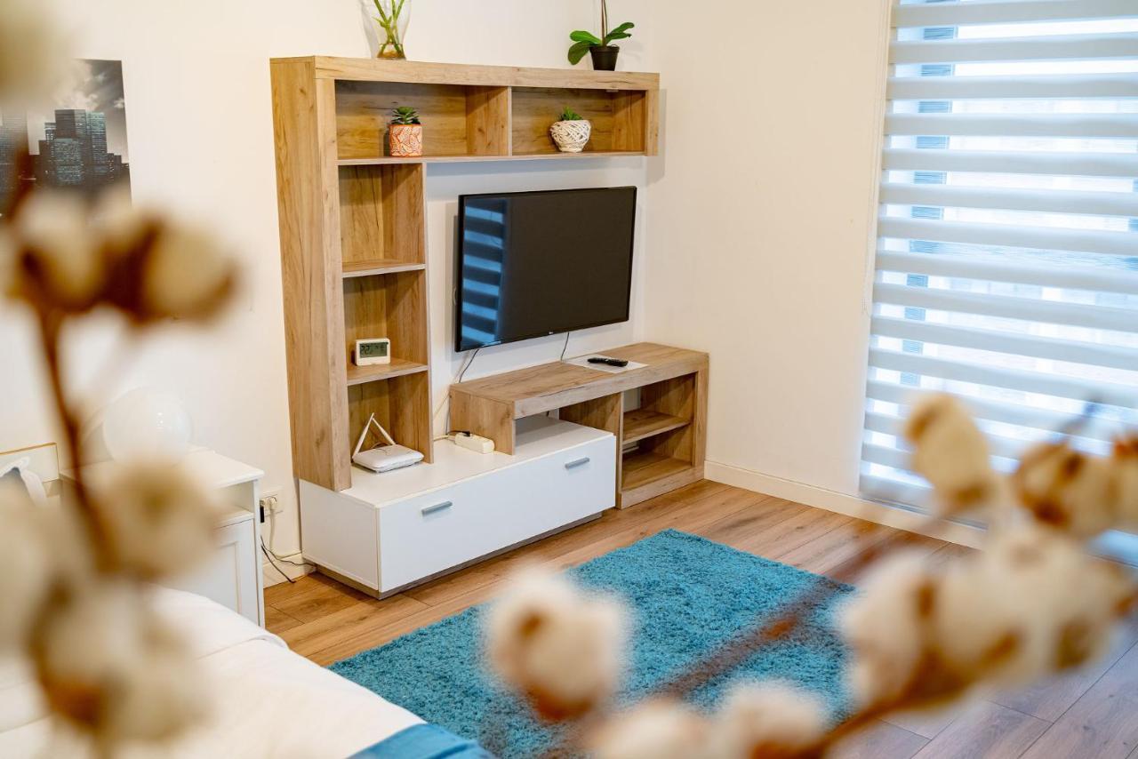 21 Residence Studio Bukares Bagian luar foto
