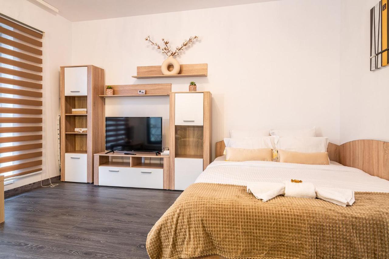 21 Residence Studio Bukares Bagian luar foto