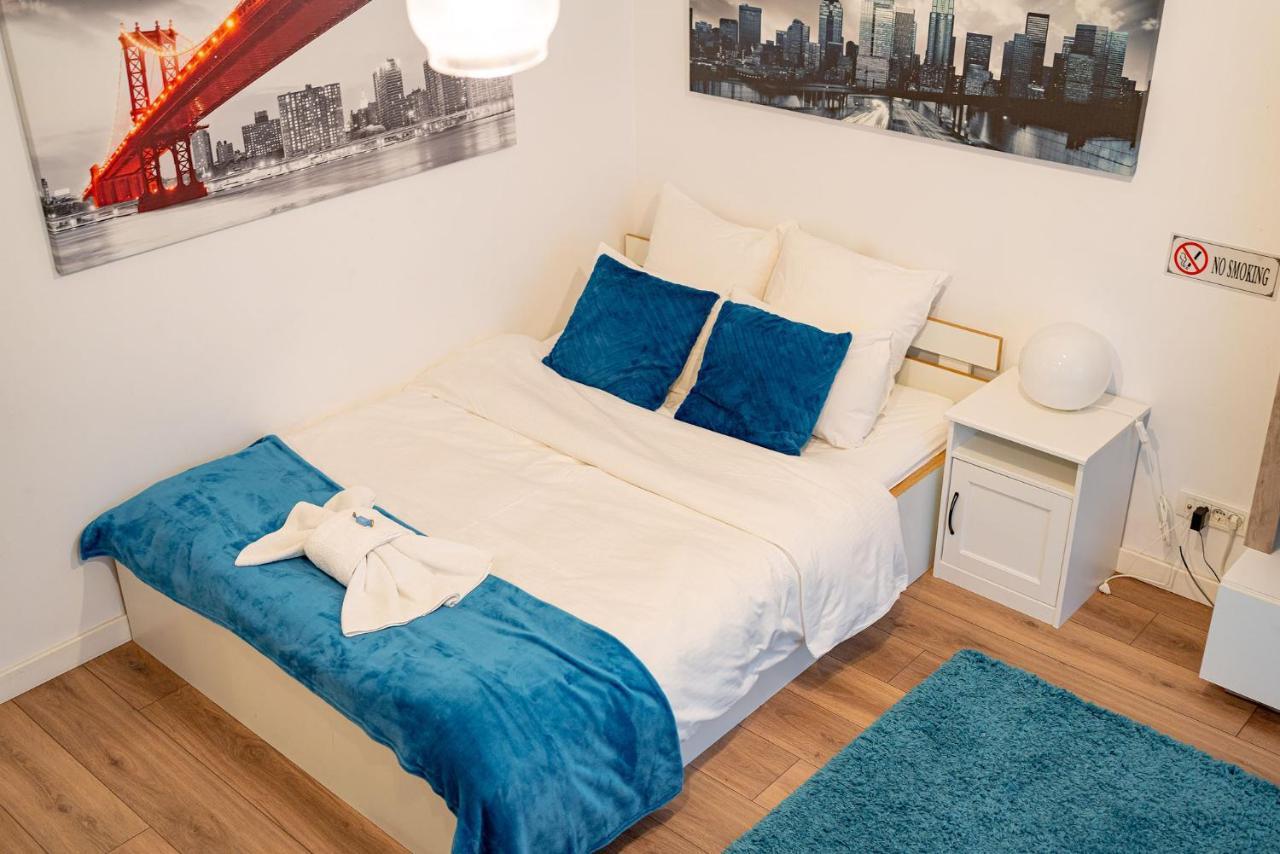 21 Residence Studio Bukares Bagian luar foto