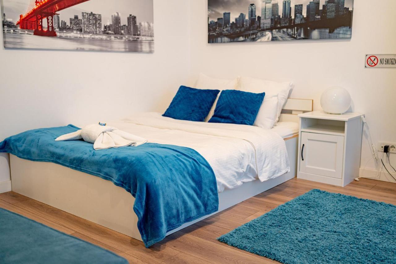 21 Residence Studio Bukares Bagian luar foto