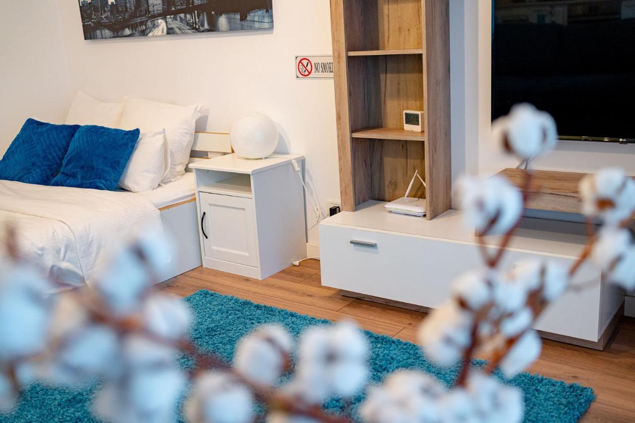 21 Residence Studio Bukares Bagian luar foto