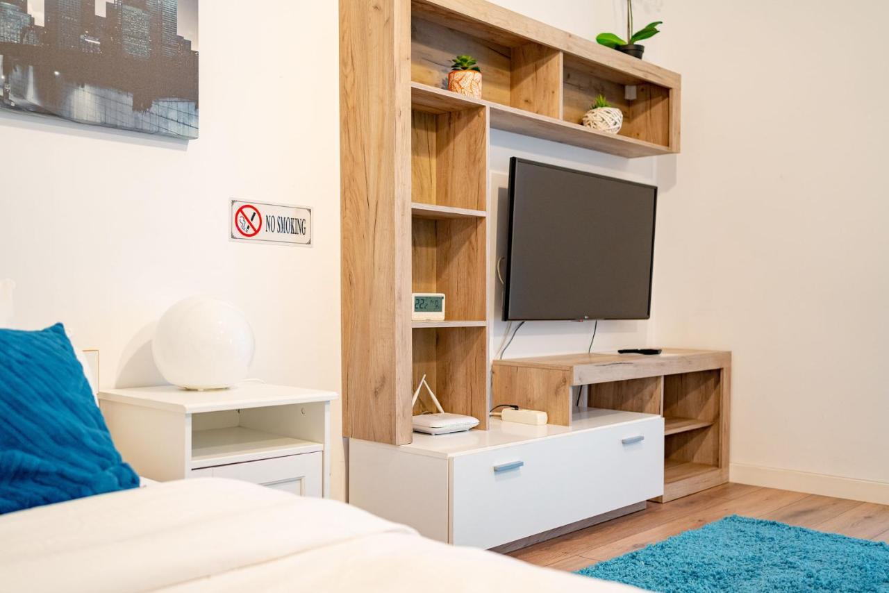 21 Residence Studio Bukares Bagian luar foto
